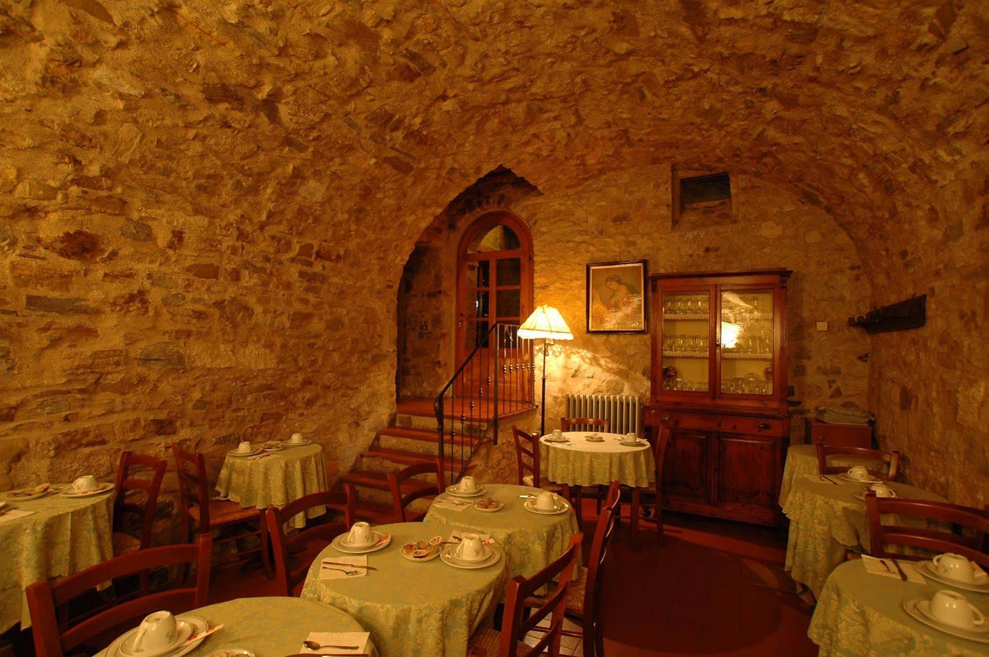Albergo Il Colombaio Castellina in Chianti Exteriör bild